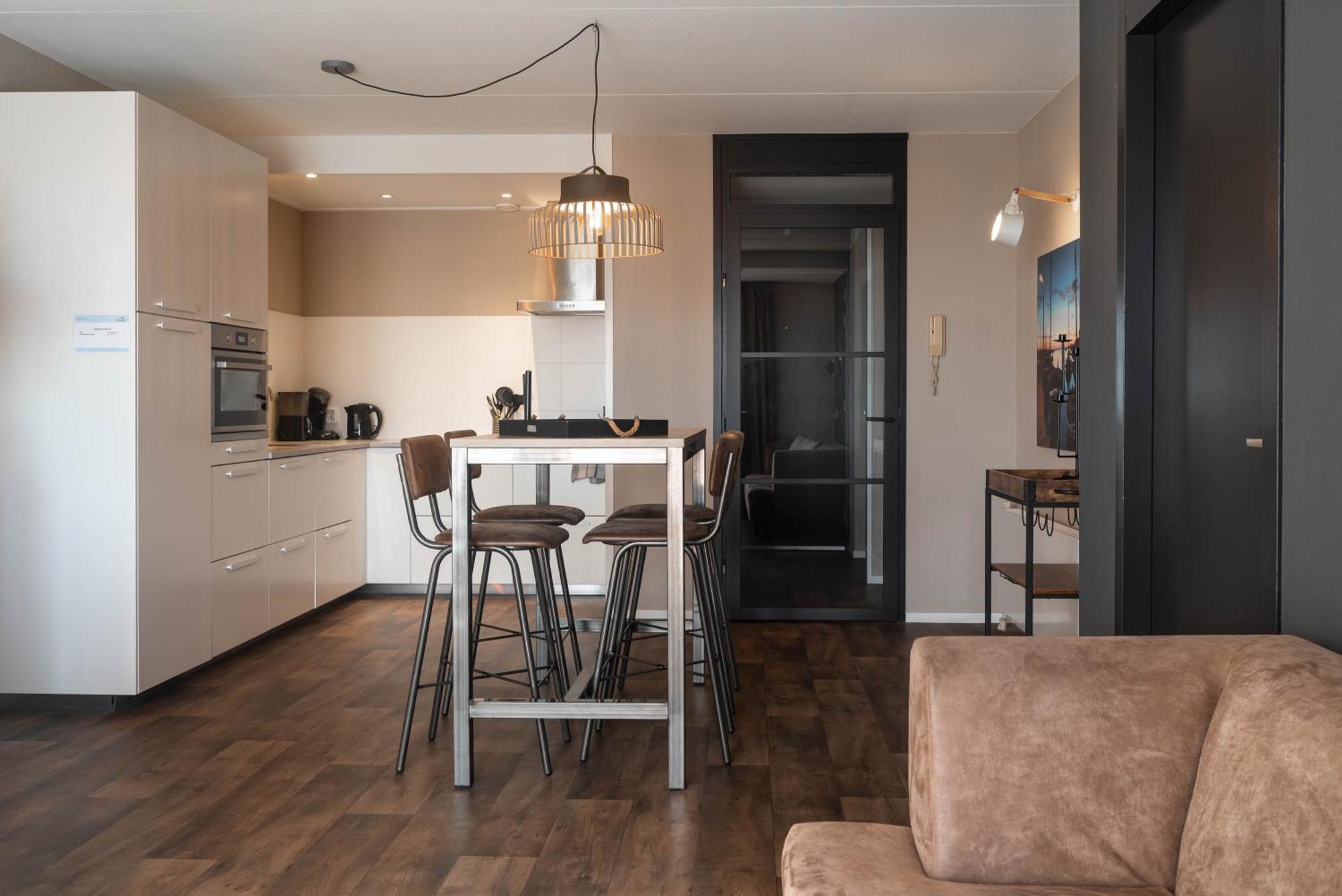 Zuiderzeestate 35, Prachtig Appartement Aan Het Ijsselmeer 玛库姆 外观 照片