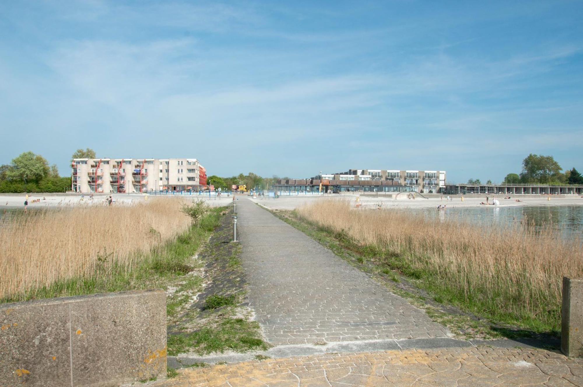 Zuiderzeestate 35, Prachtig Appartement Aan Het Ijsselmeer 玛库姆 外观 照片
